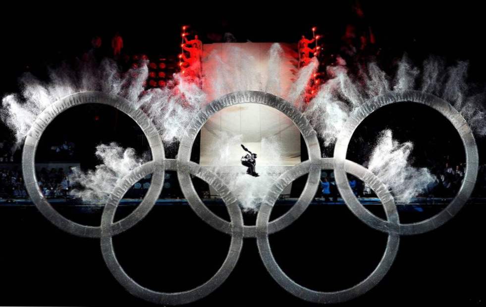 Церемония по откриването на Зимните олимпийски игри през 2010 ...